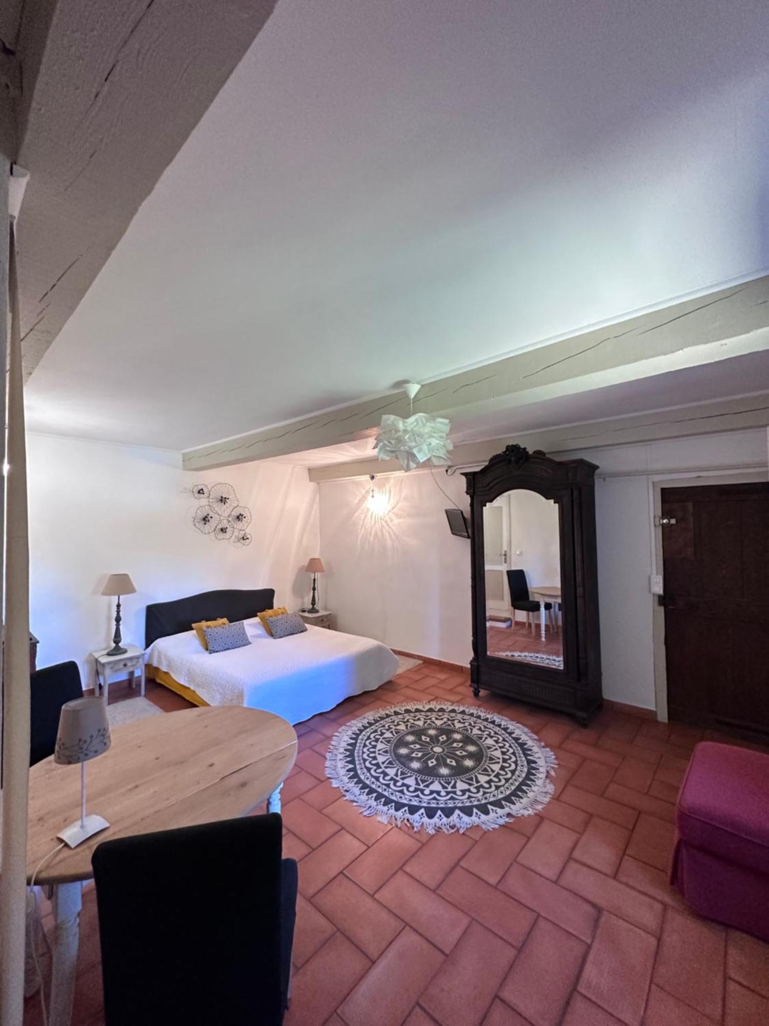 Moulin D'Antelon B&B คริญง-เลอ-บราฟ ภายนอก รูปภาพ