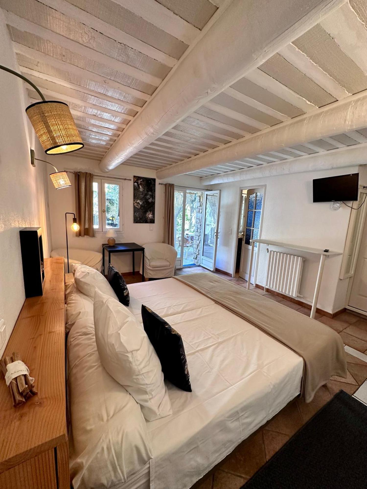 Moulin D'Antelon B&B คริญง-เลอ-บราฟ ภายนอก รูปภาพ
